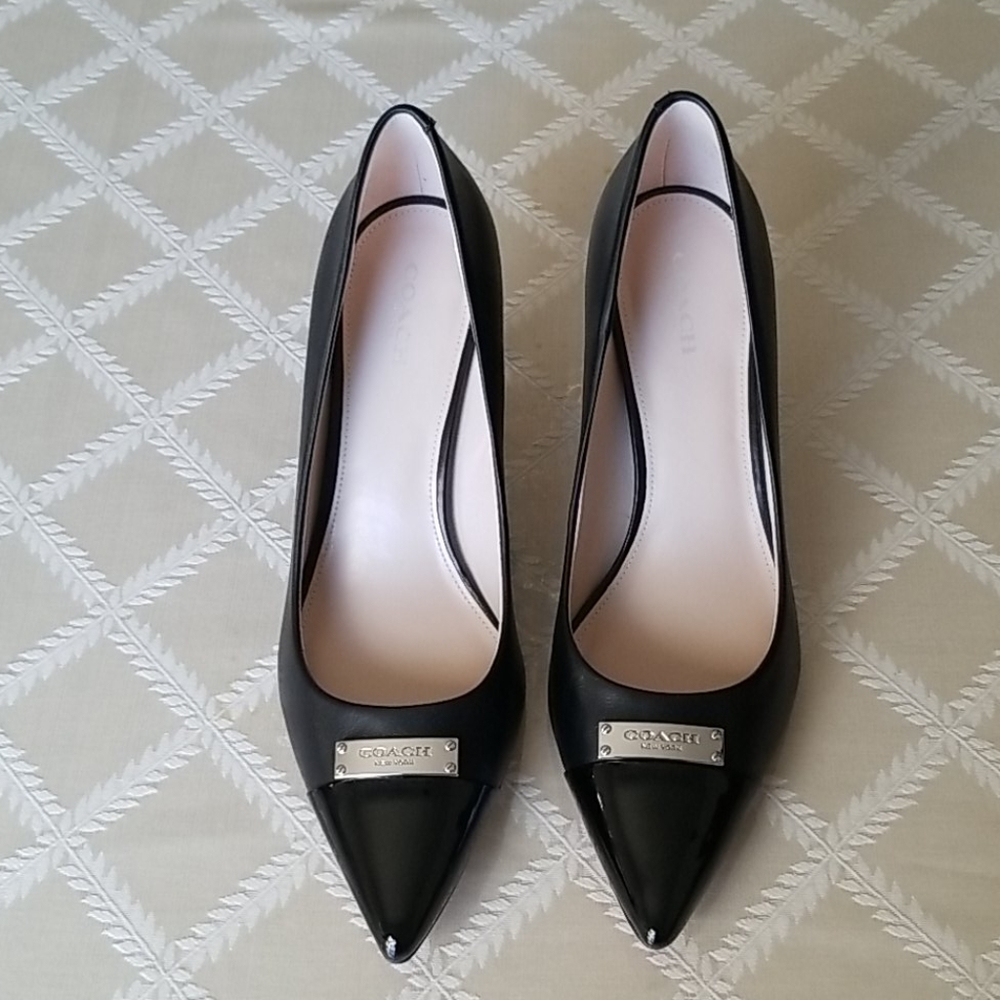 Coach Classic Black Pumps